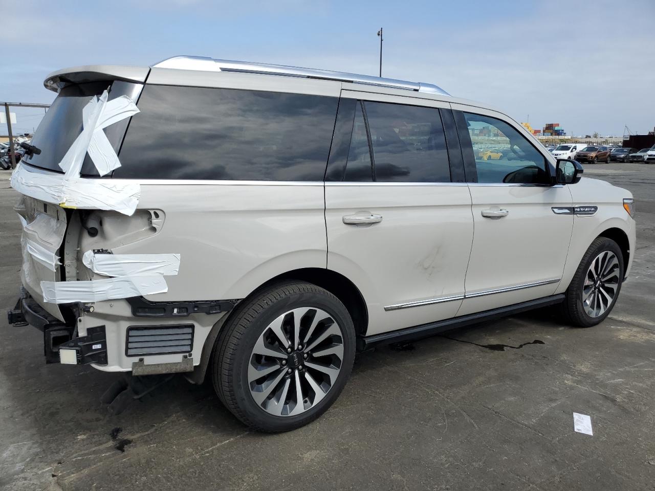 2022 Lincoln Navigator Reserve vin: 5LMJJ2KT6NEL11682