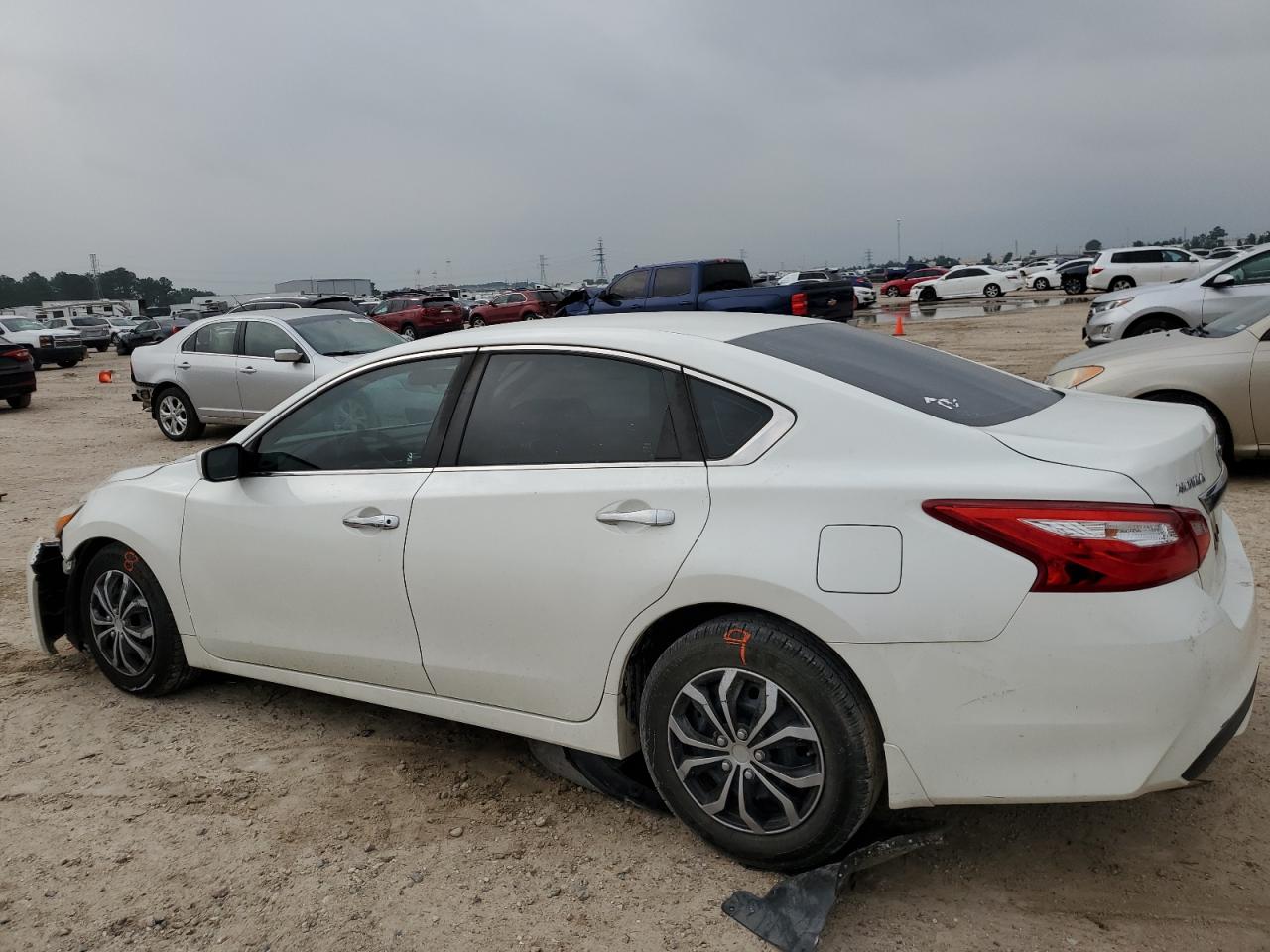 1N4AL3AP6HN327354 2017 Nissan Altima 2.5