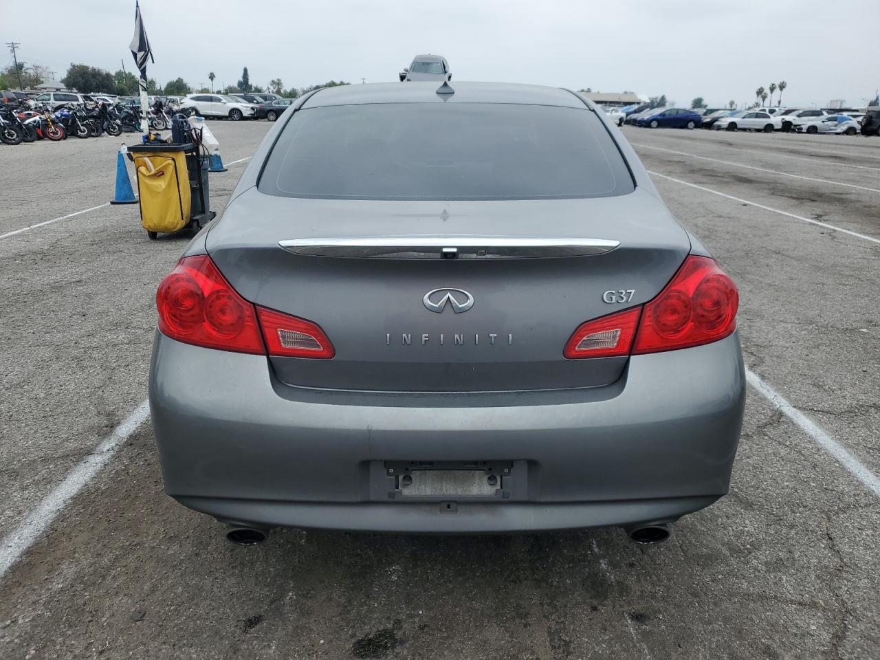 JN1DV6AP5BM601386 2011 Infiniti G25 Base