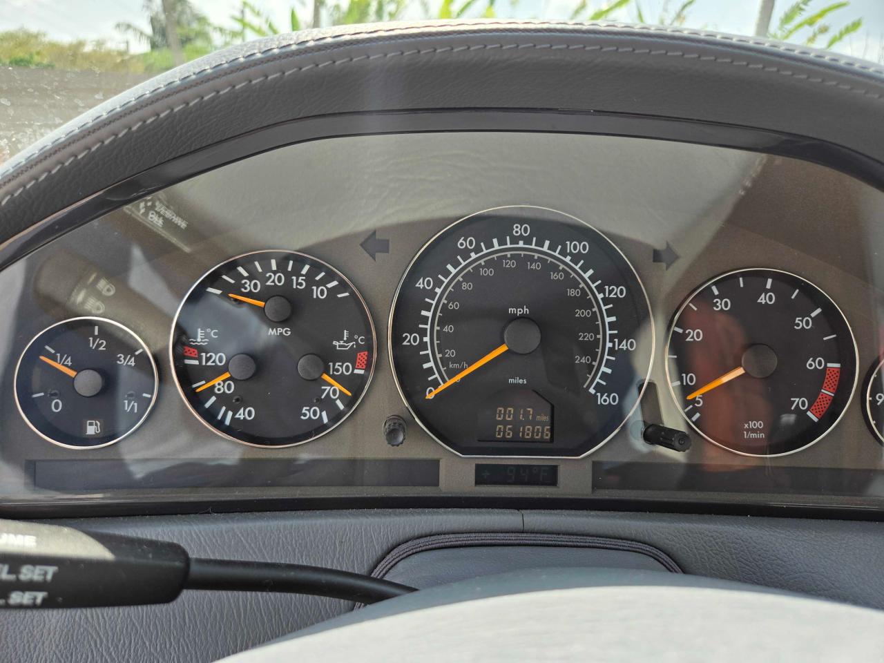 wdbfa76f2xf177702 WDBFA76F2XF177702 1999 Mercedes-Benz Sl 600