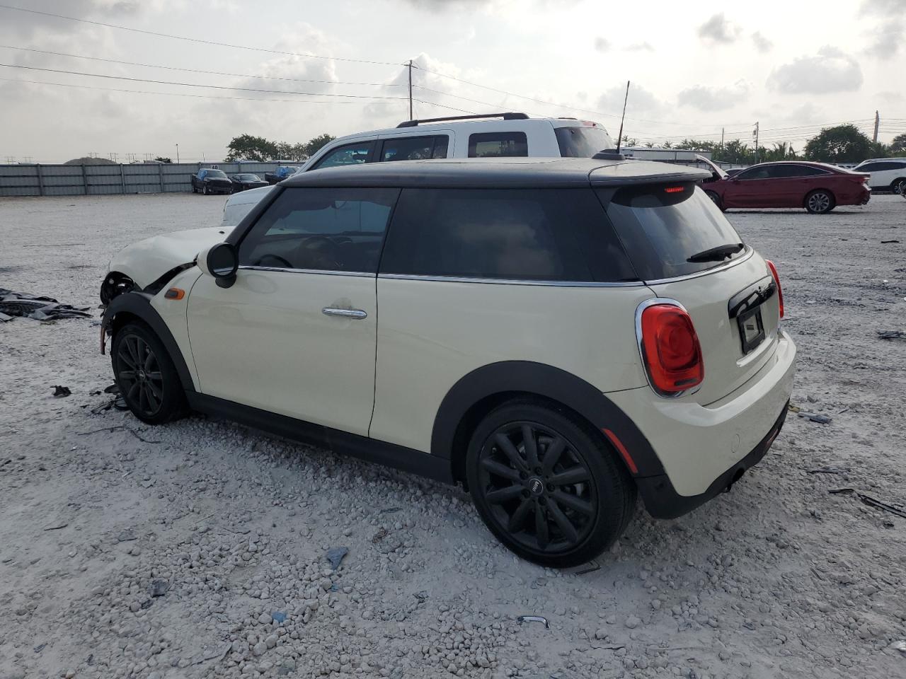 WMWXP5C57K2L15963 2019 Mini Cooper