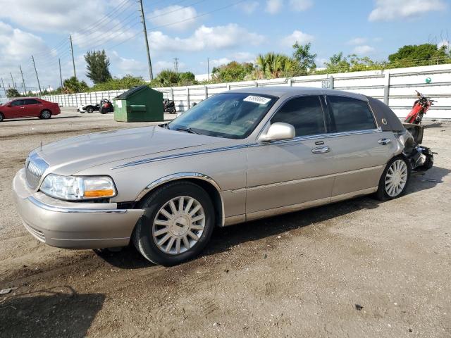 Lot #2535905880 2003 LINCOLN TOWN CAR S salvage car