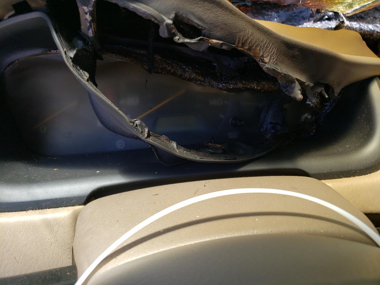 1HGCG165XXA052260 1999 Honda Accord Ex