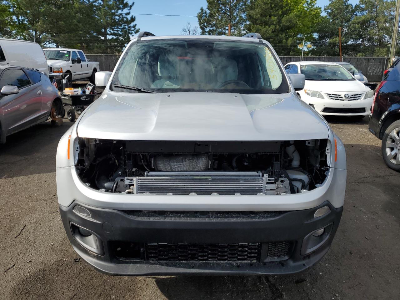 ZACCJBBT0FPB62390 2015 Jeep Renegade Latitude