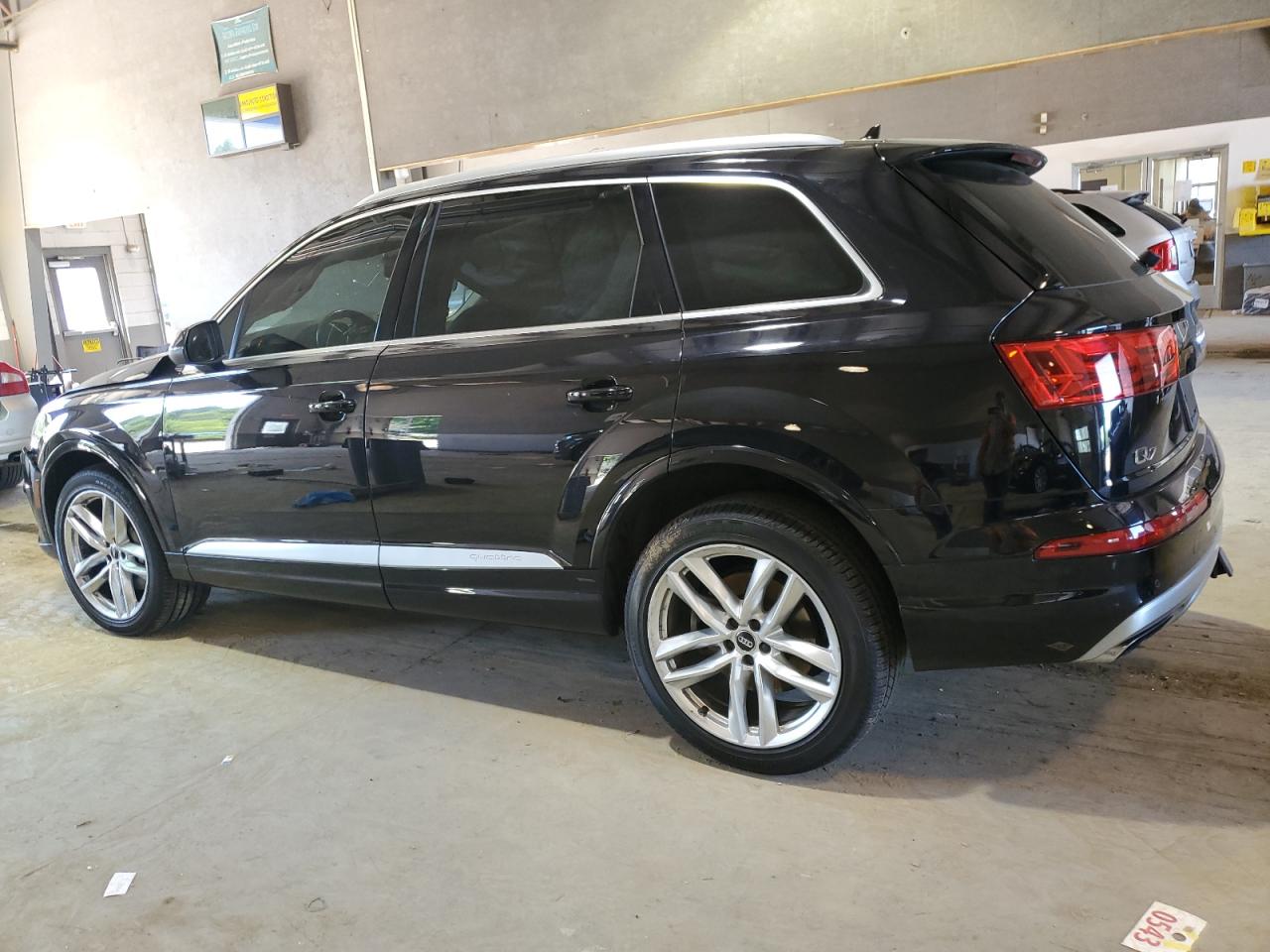 WA1VAAF78JD051473 2018 Audi Q7 Prestige