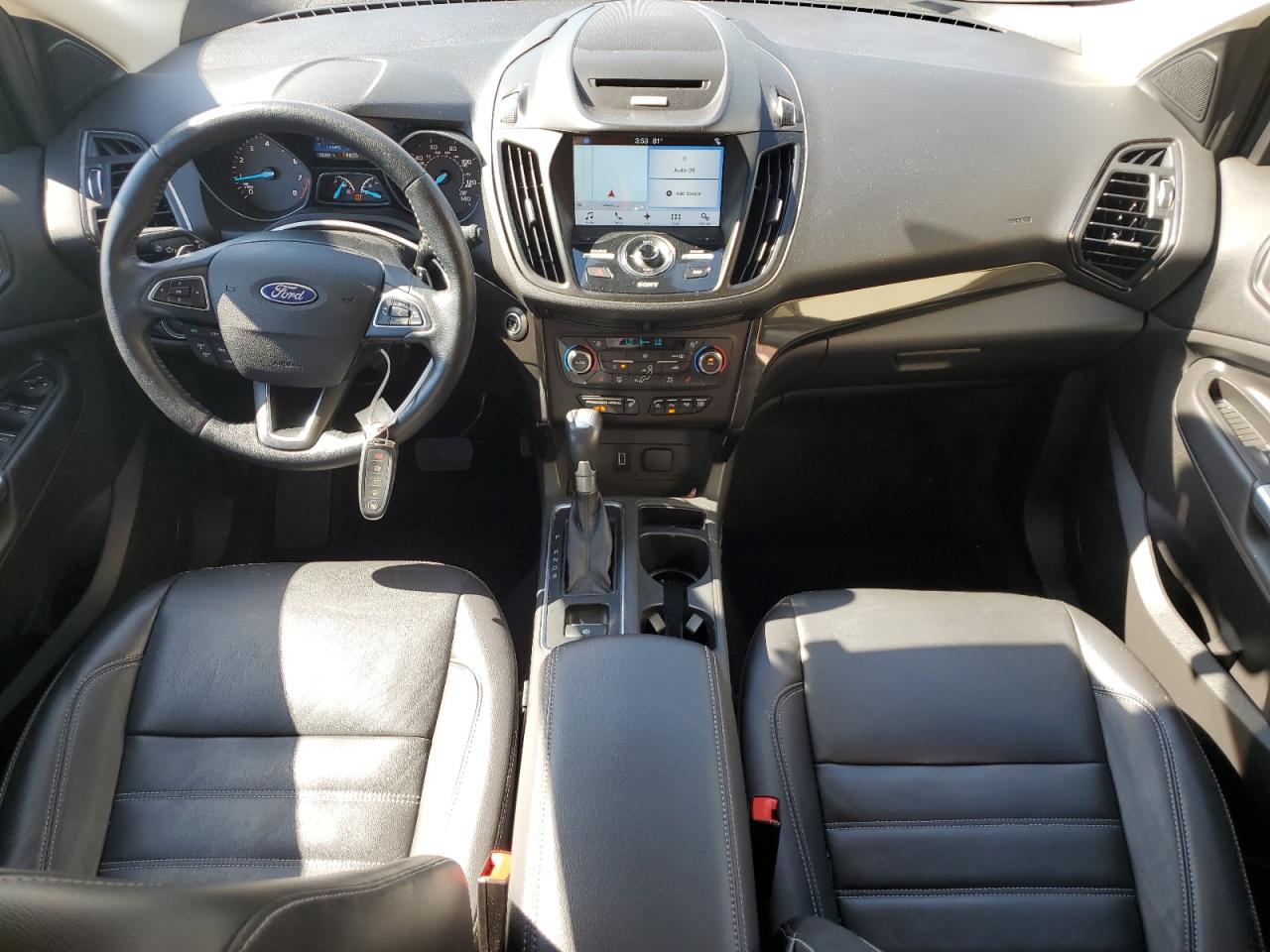 1FMCU9J91HUA33270 FORD ESCAPE 2017