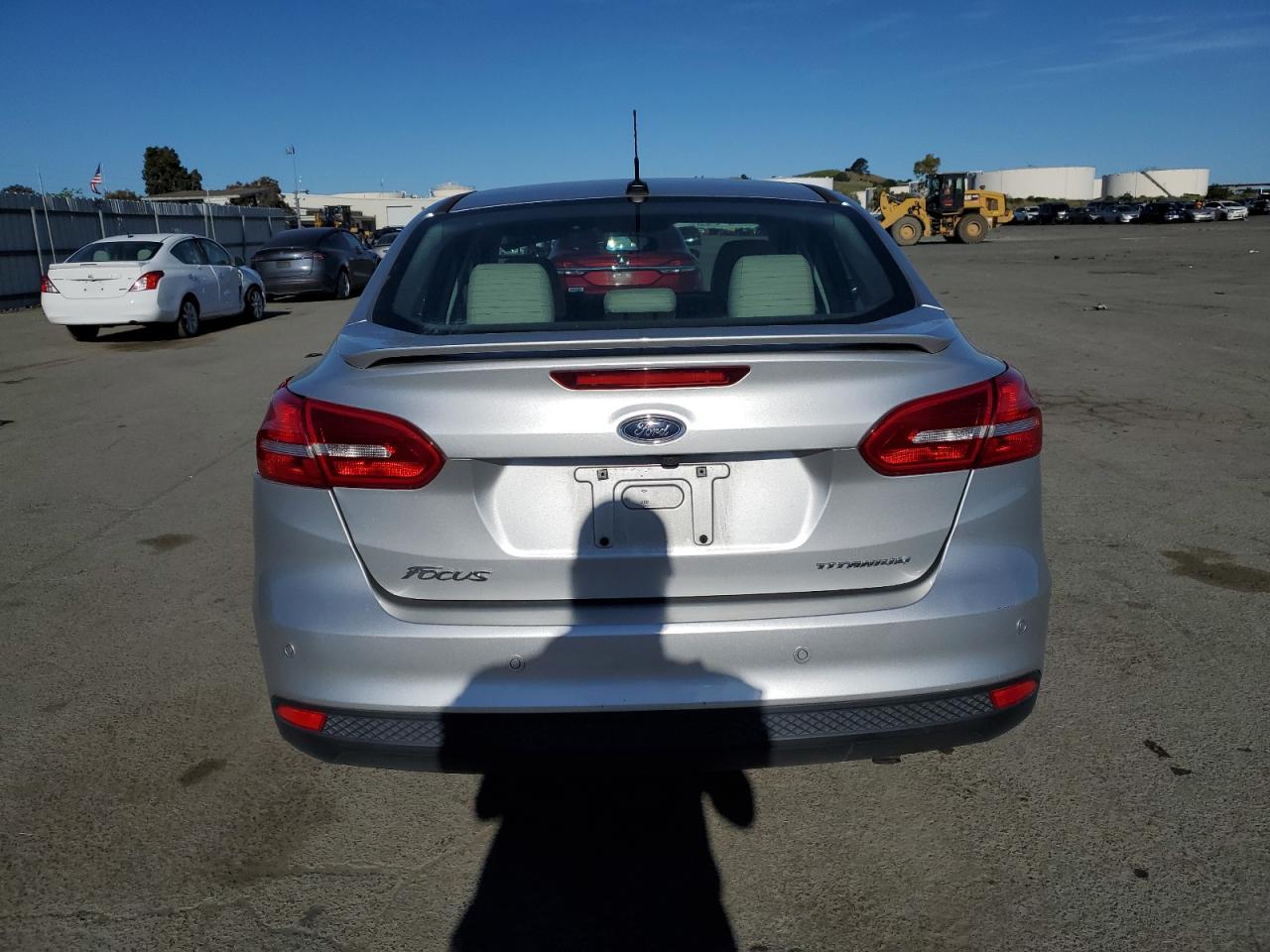 1FADP3J2XHL264812 2017 Ford Focus Titanium