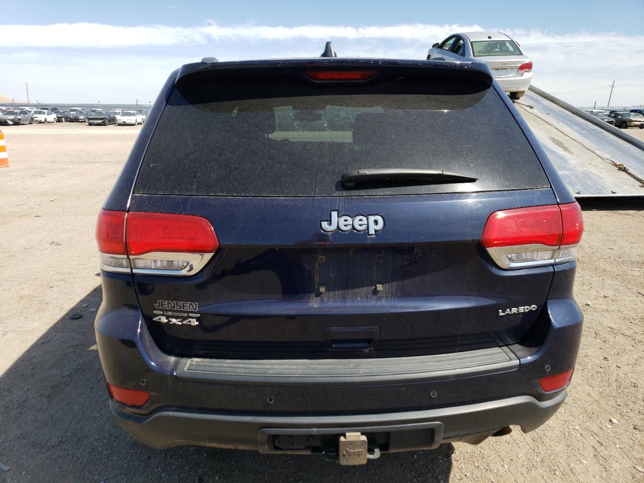 1C4RJFAG0HC742718 2017 Jeep Grand Cherokee Laredo