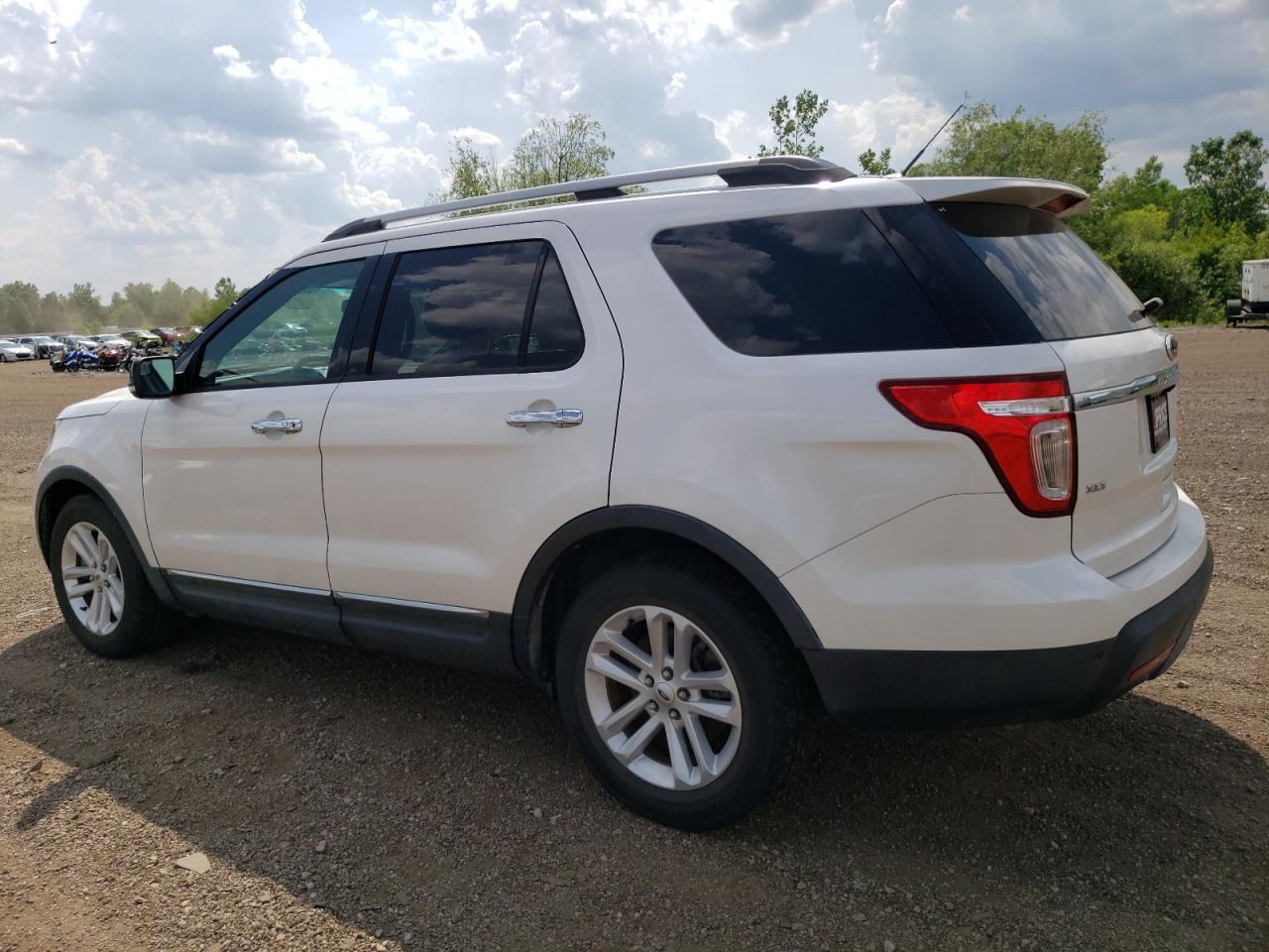 2015 Ford Explorer Xlt vin: 1FM5K7D88FGB84981