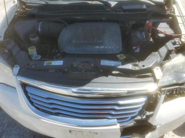 2013 Chrysler Town & Country Touring VIN: 2C4RC1BG2DR744435 Lot: 52580964