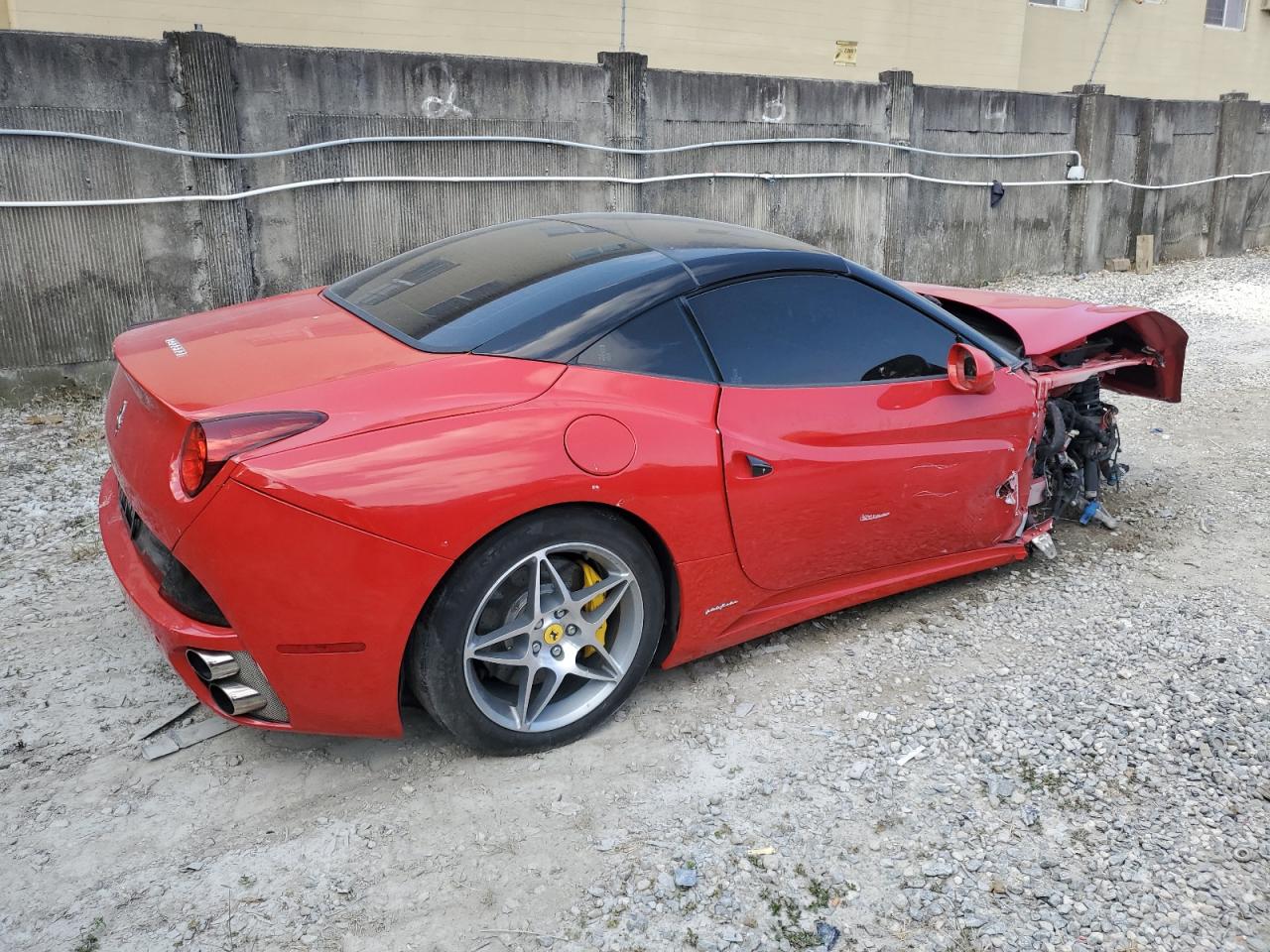 ZFF65LJA0C0185161 2012 Ferrari California