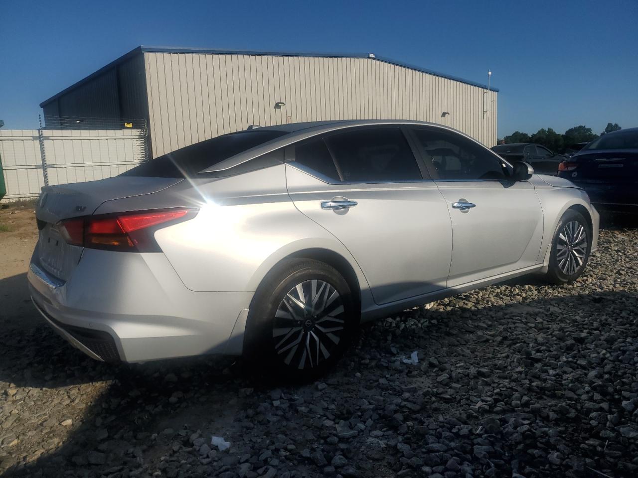 1N4BL4DV9PN425619 NISSAN ALTIMA 2023