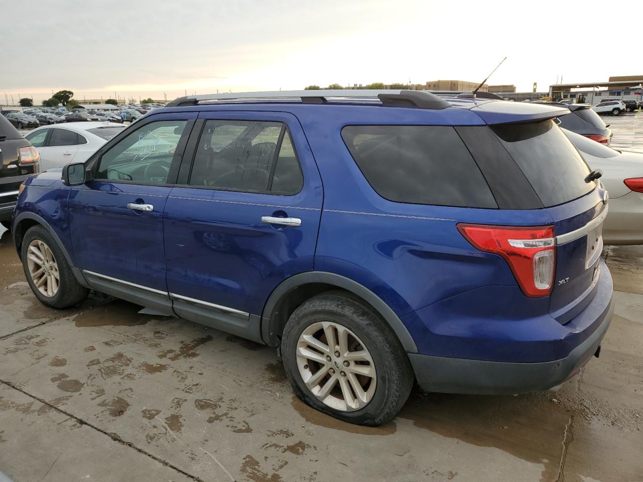 2015 Ford Explorer Xlt vin: 1FM5K7D88FGB71518