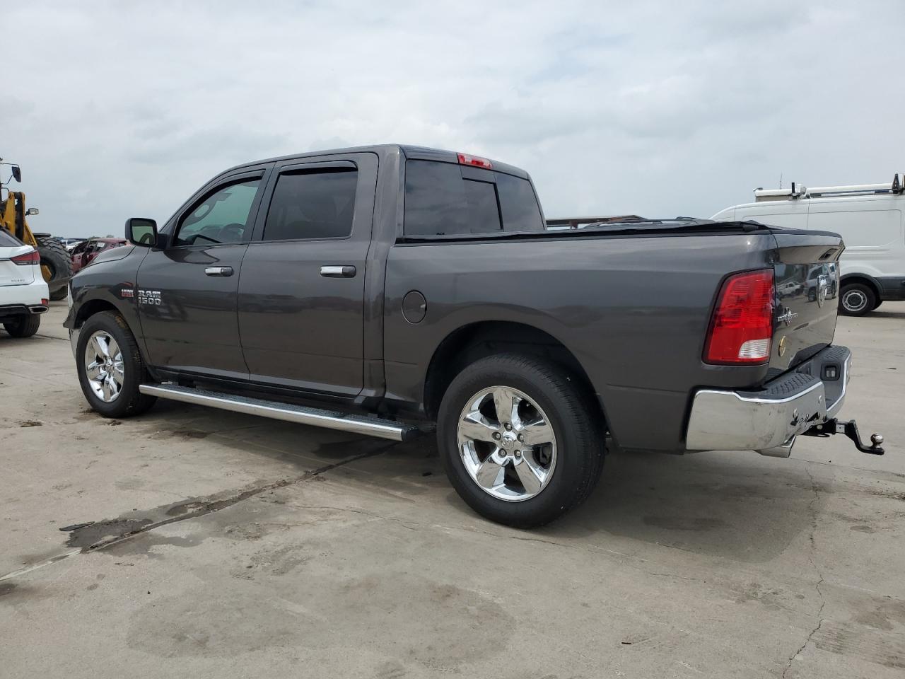 3C6RR6LT3JG151652 2018 Ram 1500 Slt