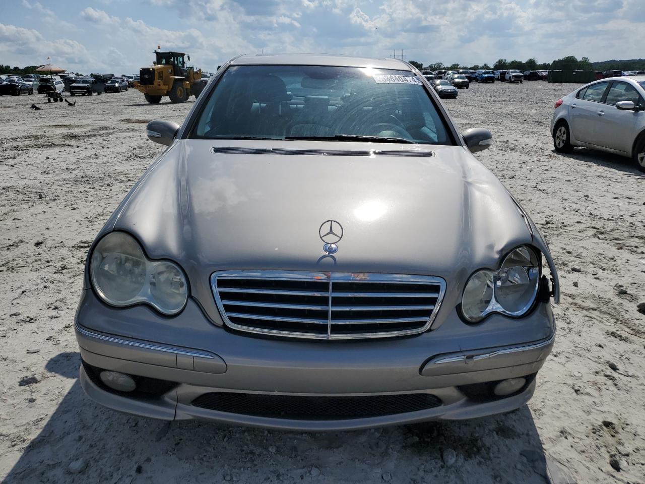 WDBRF64J75F586176 2005 Mercedes-Benz C 320