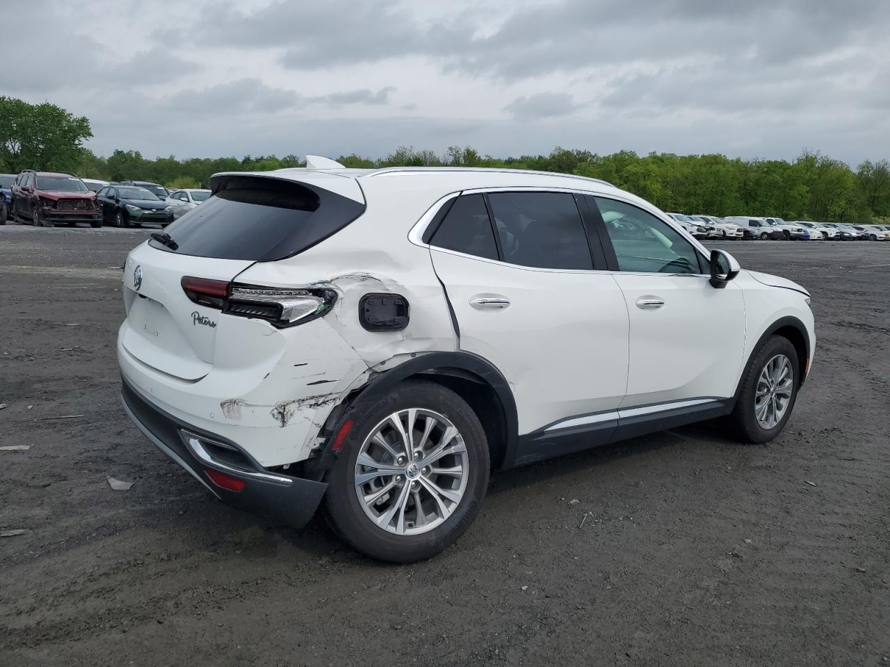 LRBAZLR47ND161204 2022 Buick Envision Preferred