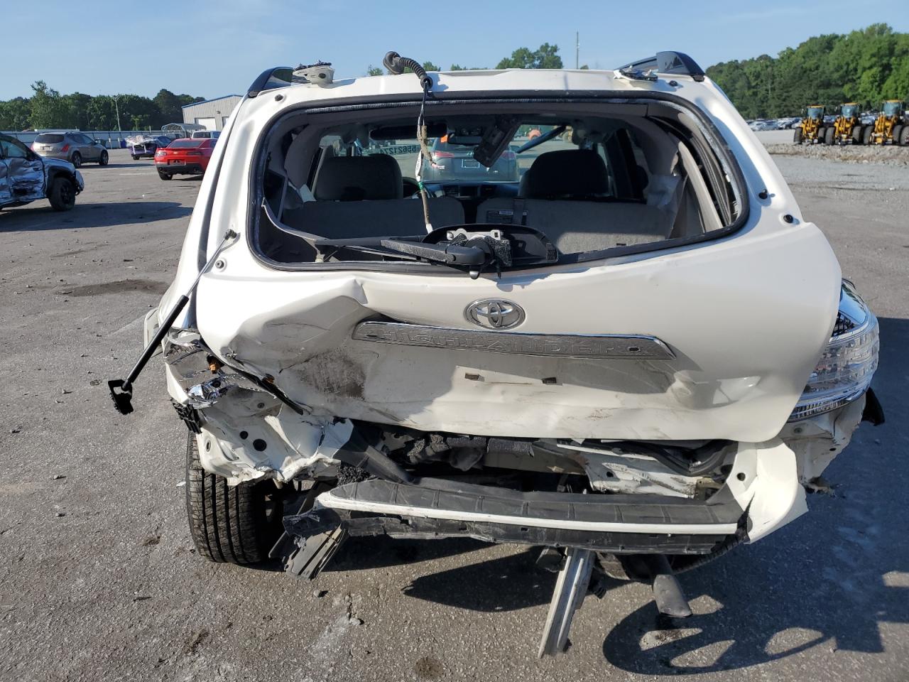 5TDZK3EH5DS135964 2013 Toyota Highlander Base