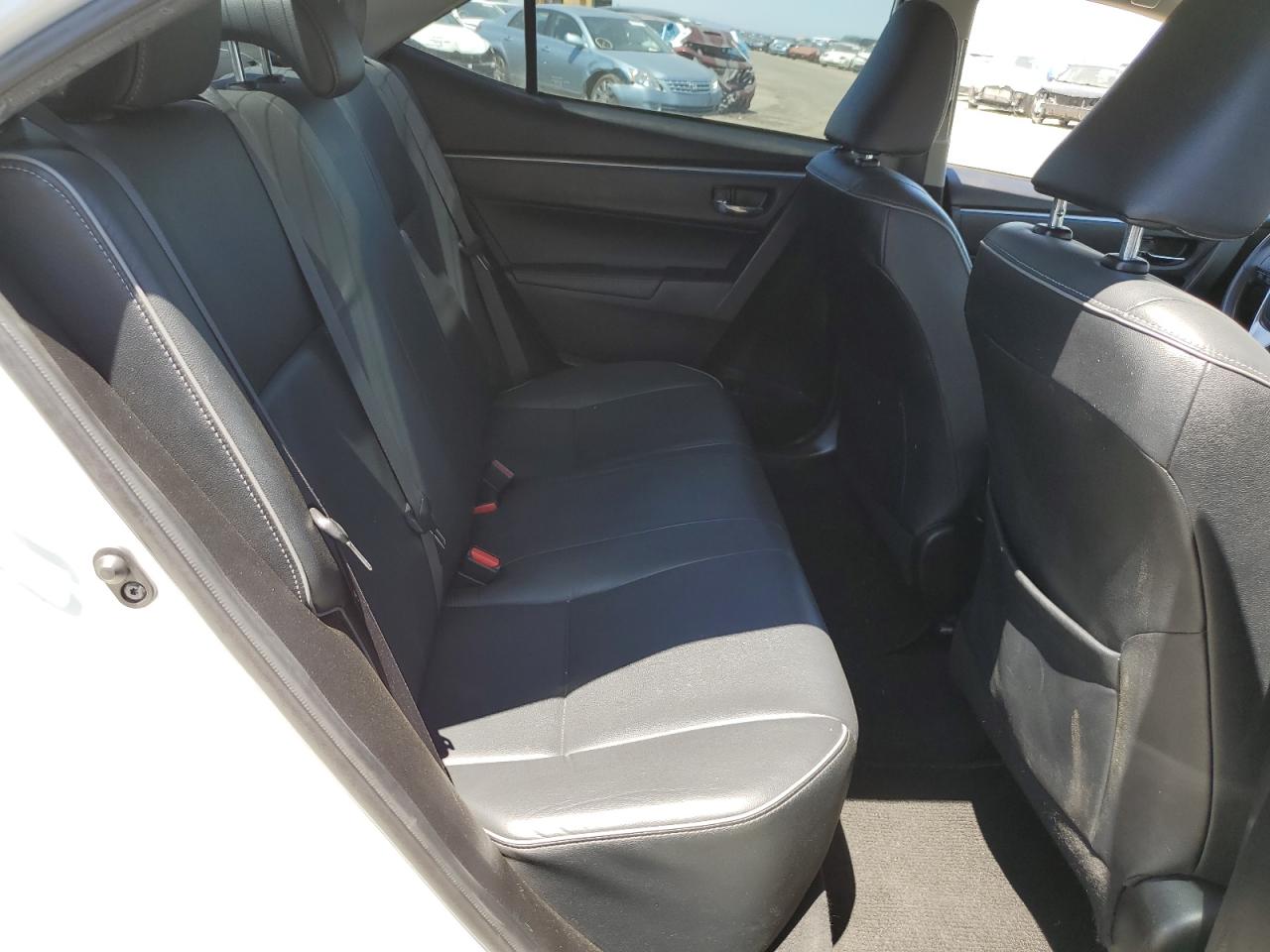 5YFBURHEXEP105627 2014 Toyota Corolla L