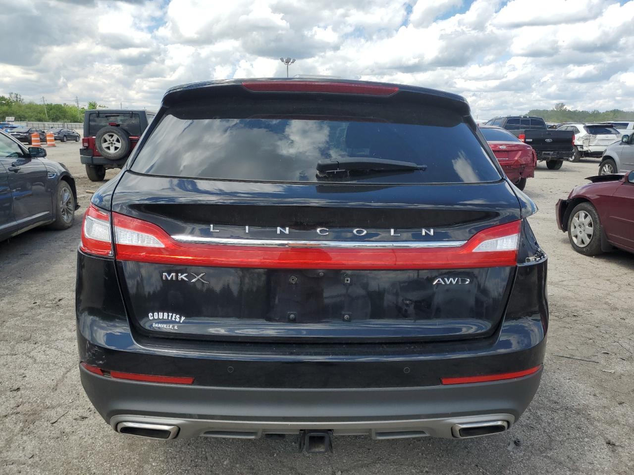 2LMTJ8LR2GBL44263 2016 Lincoln Mkx Reserve