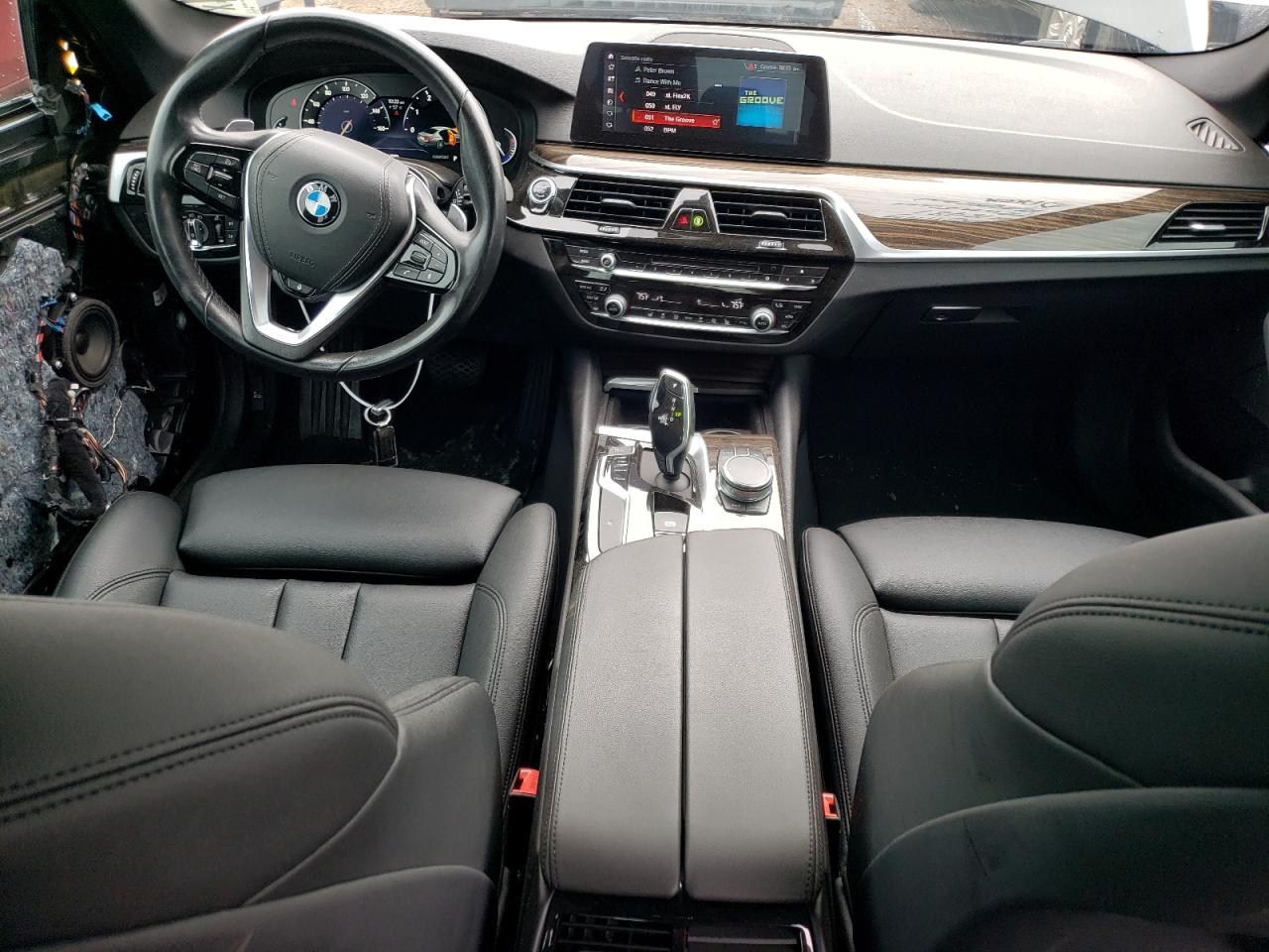 WBAJA7C52KWW08150 2019 BMW 530 Xi