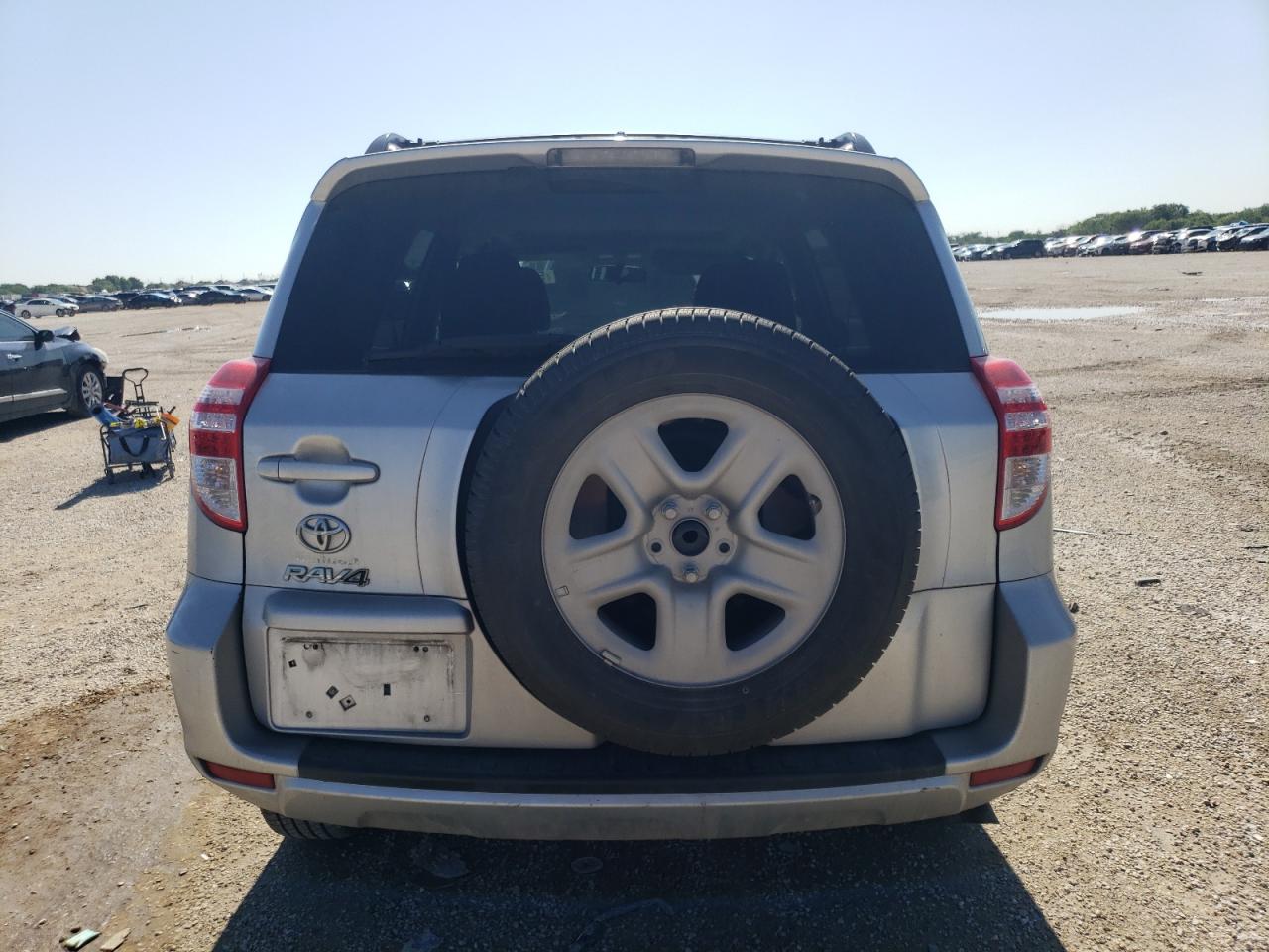 2T3ZF4DV7CW131414 2012 Toyota Rav4