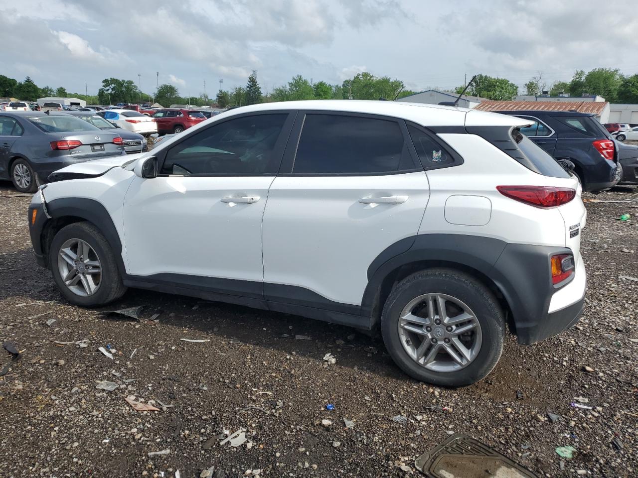 KM8K1CAA3MU748329 2021 Hyundai Kona Se