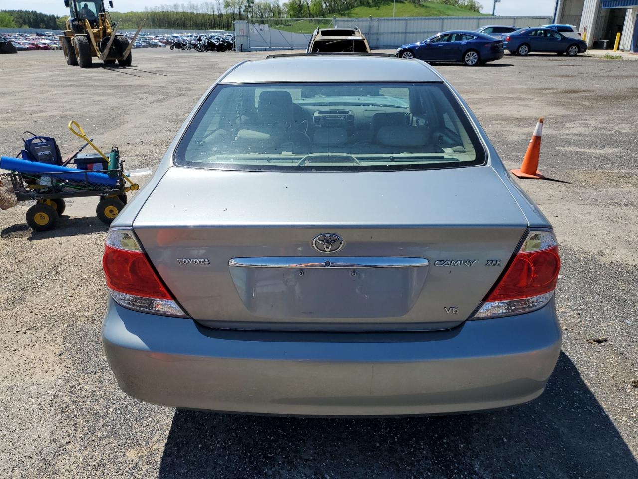 4T1BF30K95U619489 2005 Toyota Camry Le