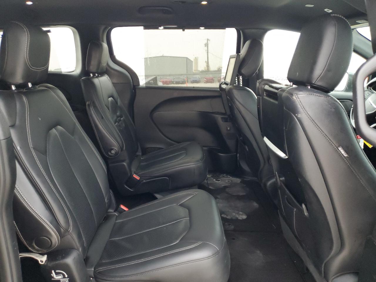 2C4RC1EG2JR322155 2018 Chrysler Pacifica Touring L Plus