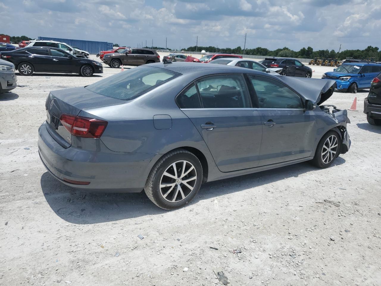 3VWB67AJ2HM271493 2017 Volkswagen Jetta Se