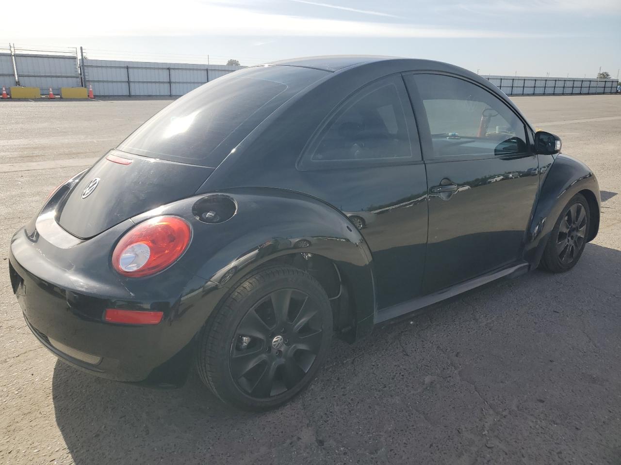 3VWPG31C38M508781 2008 Volkswagen New Beetle S