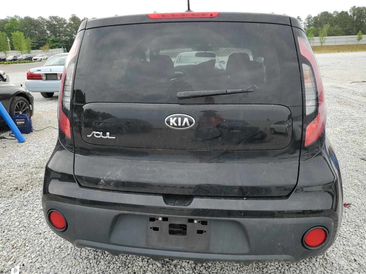 KNDJN2A24J7904718 2018 Kia Soul