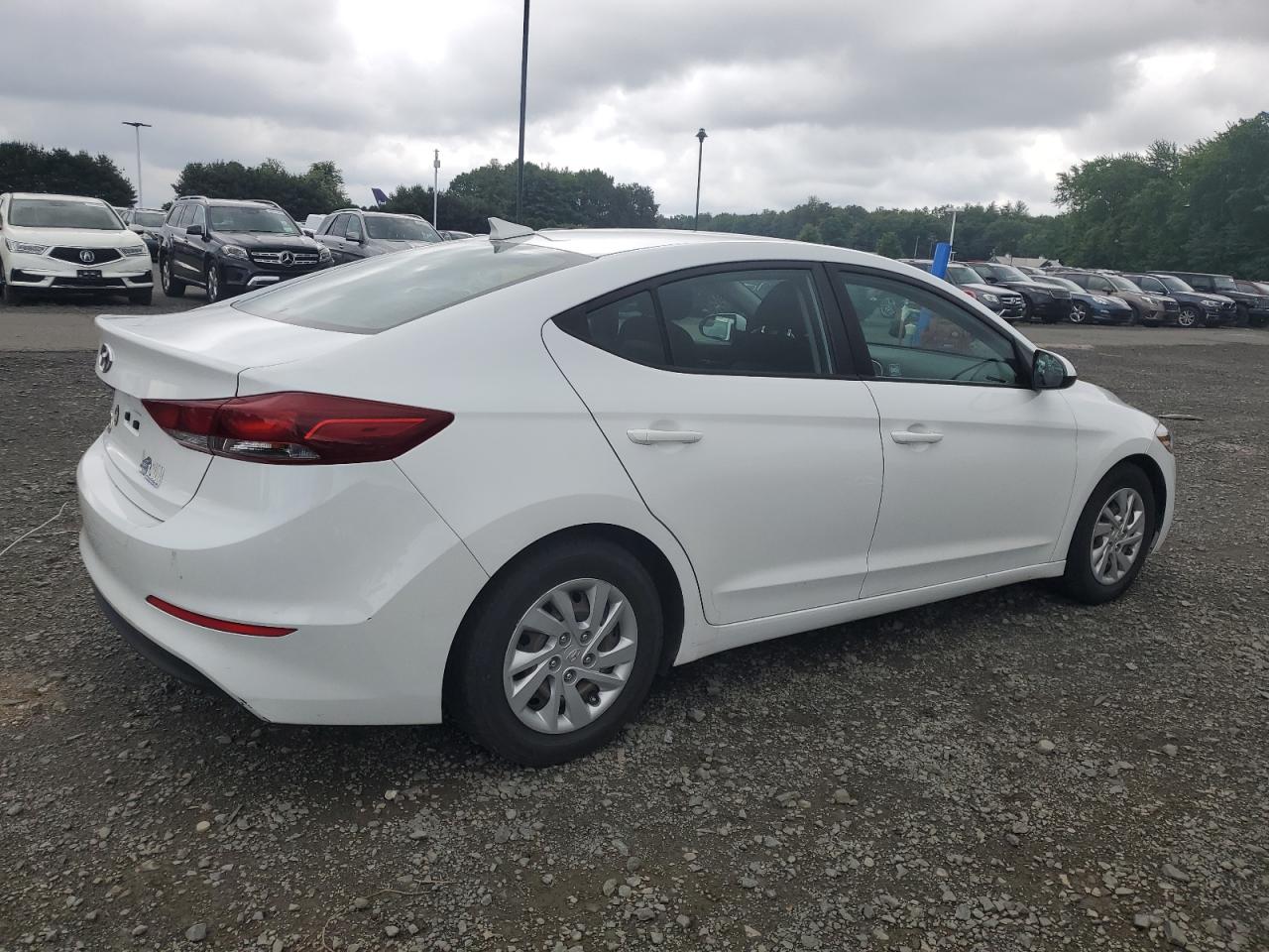 5NPD74LF4JH362292 2018 Hyundai Elantra Se