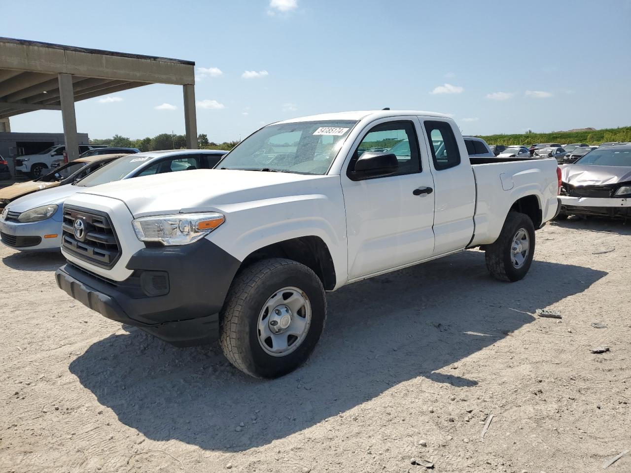 2017 Toyota Tacoma Access Cab vin: 5TFRX5GN1HX088206