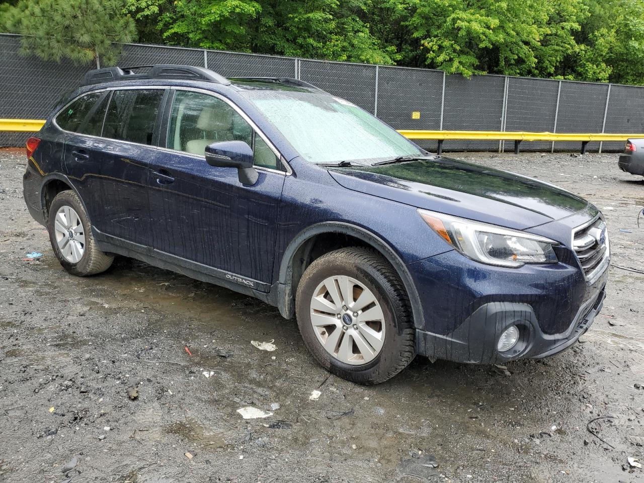 4S4BSAHC0J3271255 2018 Subaru Outback 2.5I Premium