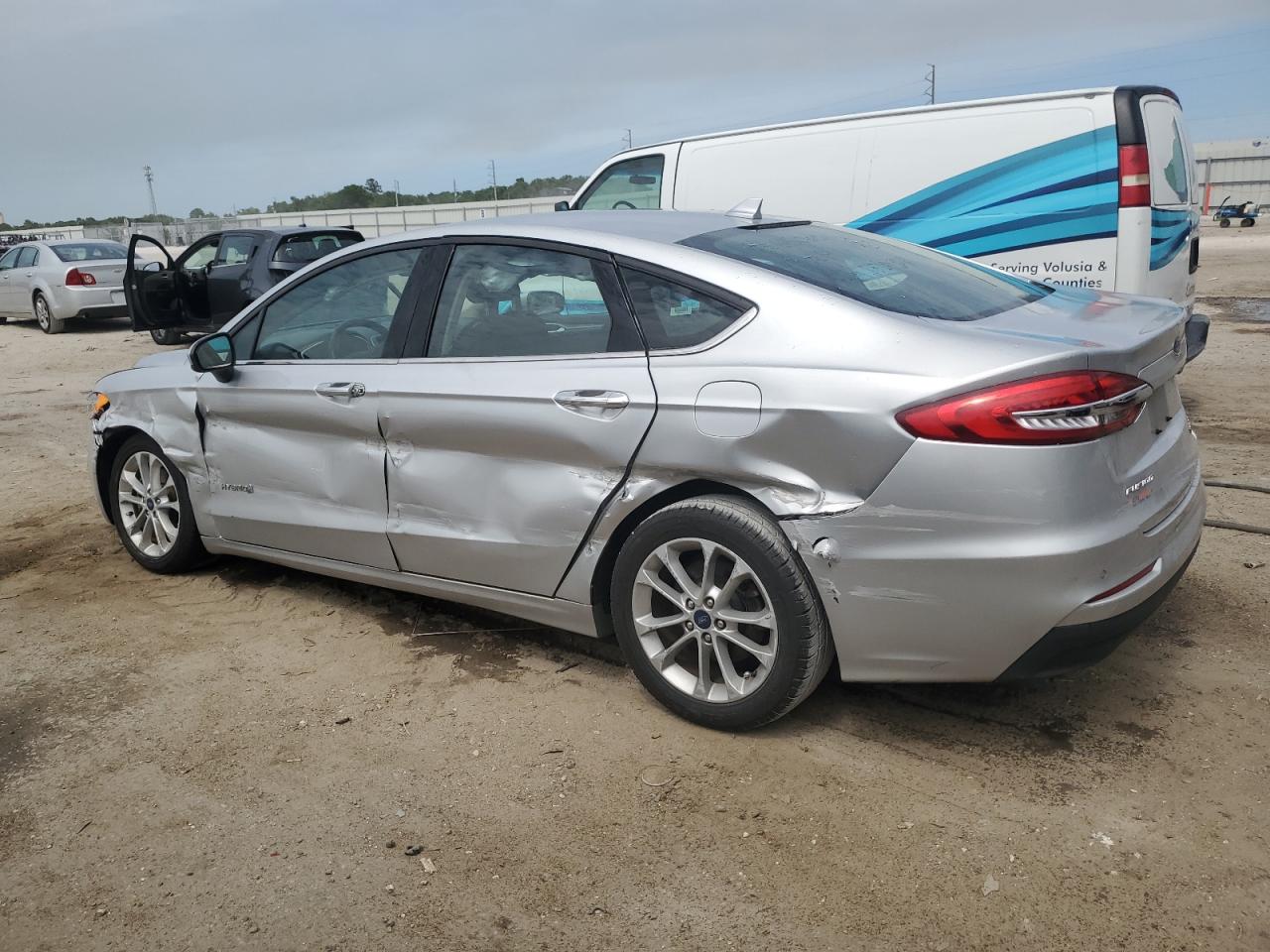 3FA6P0LUXKR188037 FORD FUSION 2019