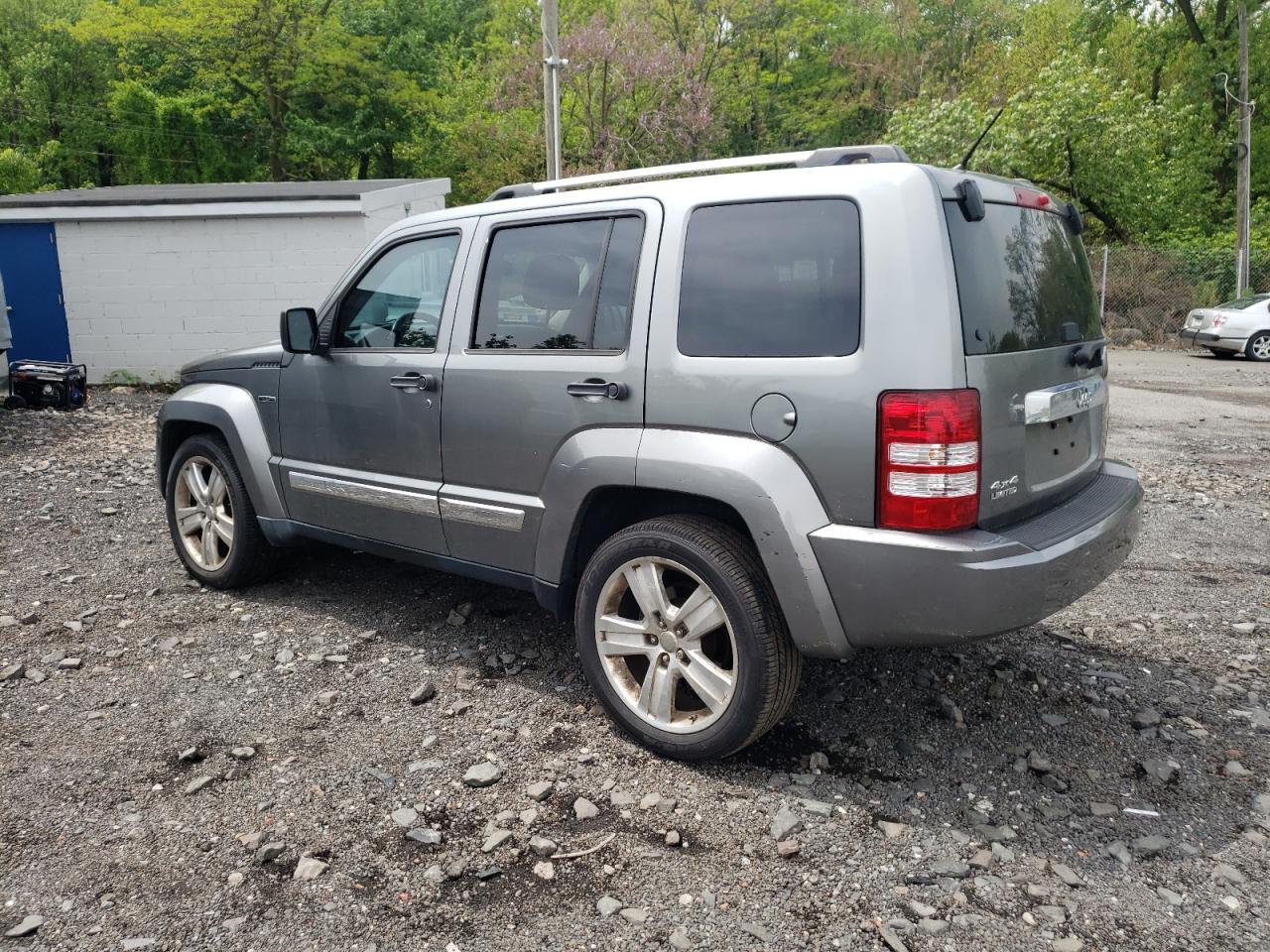 1C4PJMFK1CW154102 2012 Jeep Liberty Jet