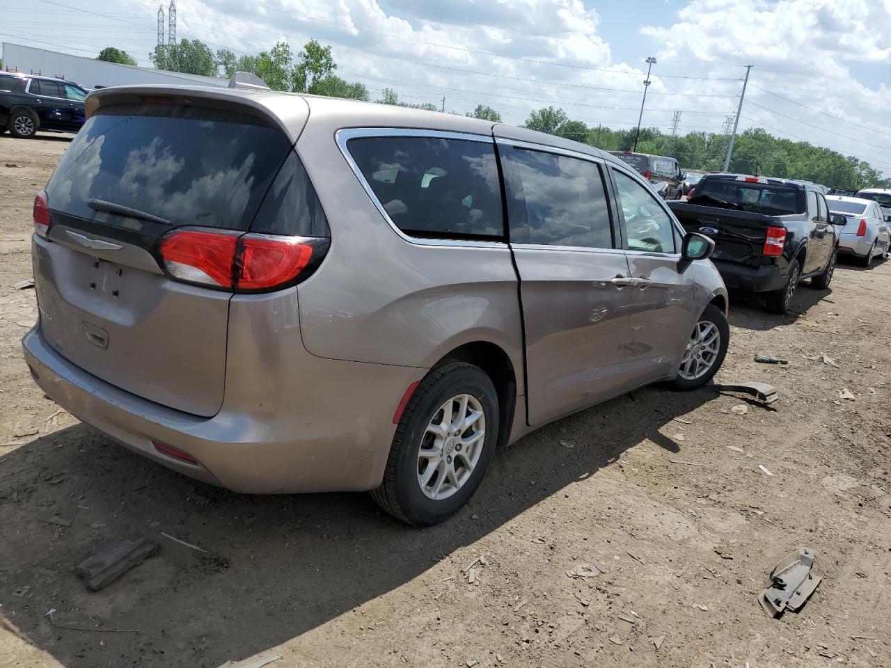 2C4RC1DG9HR571726 2017 Chrysler Pacifica Touring