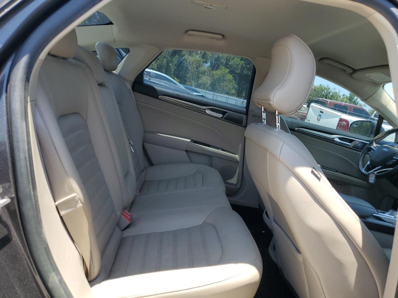 3FA6P0H95HR175483 FORD FUSION 2017