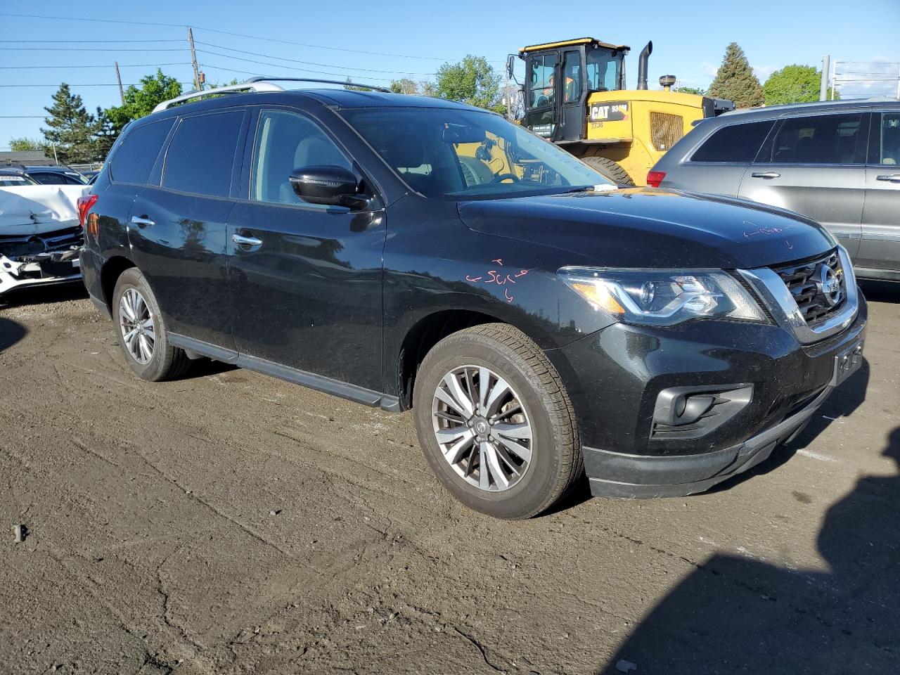 5N1DR2MM1JC608010 2018 Nissan Pathfinder S