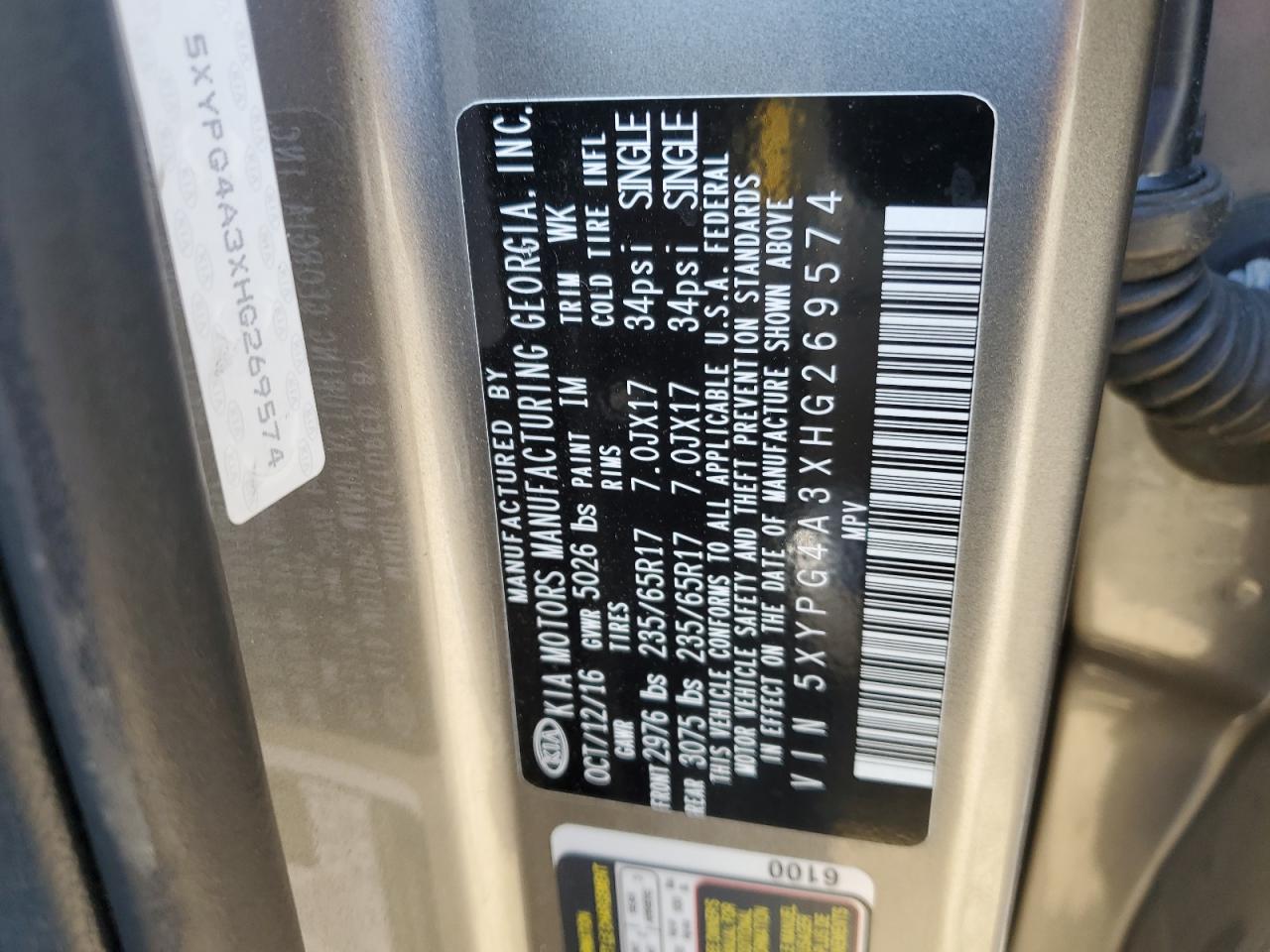 5XYPG4A3XHG269574 2017 Kia Sorento Lx