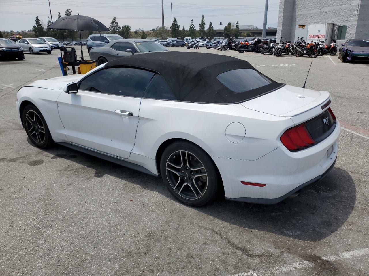 1FATP8UH2J5167803 2018 Ford Mustang