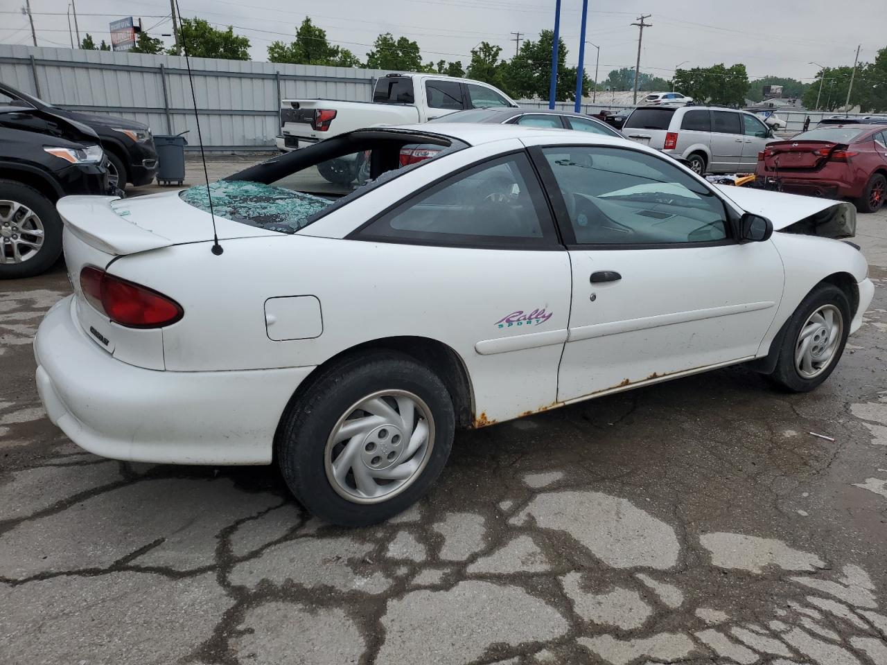 Lot #2962635991 1998 CHEVROLET CAVALIER B