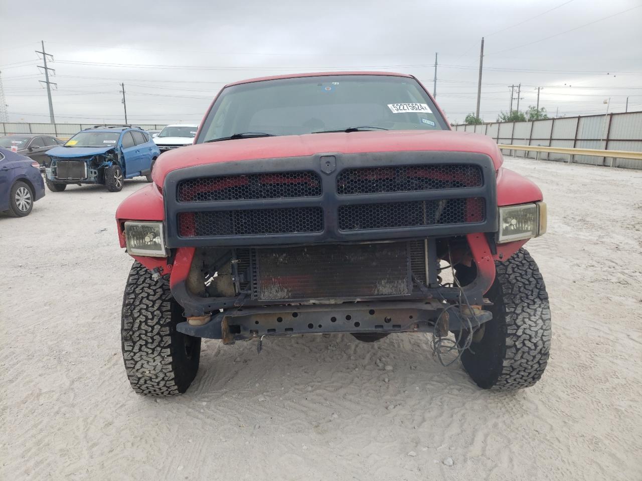 1B7HF13Z8YJ137145 2000 Dodge Ram 1500