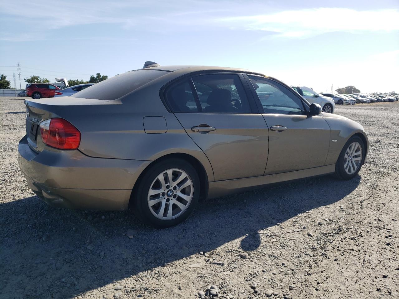 WBAVB13536PT15434 2006 BMW 325 I