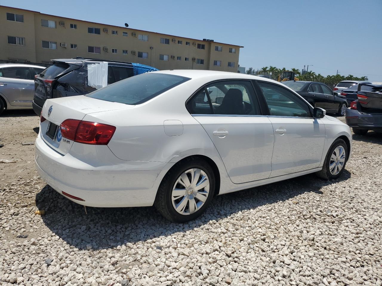 3VWDX7AJXDM397830 2013 Volkswagen Jetta Se