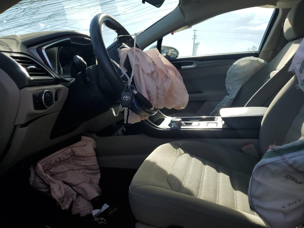 3FA6P0LU9HR257972 FORD FUSION 2017
