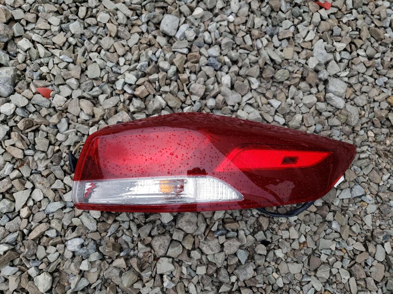 KMHD84LF1JU659485 2018 Hyundai Elantra Sel