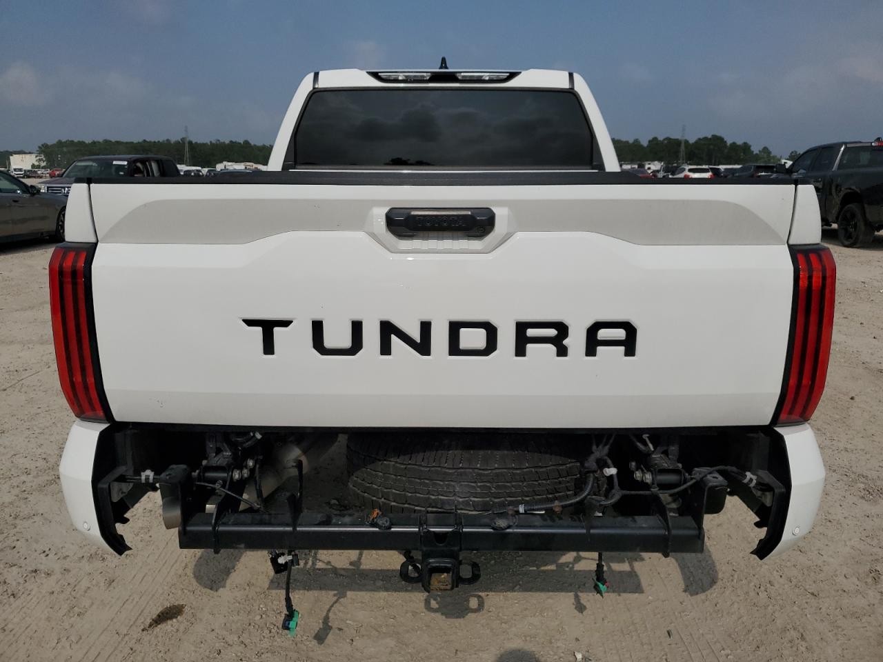 5TFLA5AB0NX010114 2022 Toyota Tundra Crewmax Sr