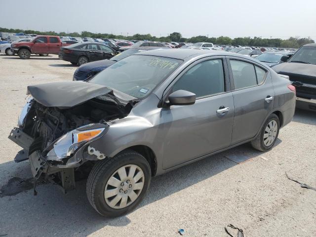  NISSAN VERSA 2017 Szary