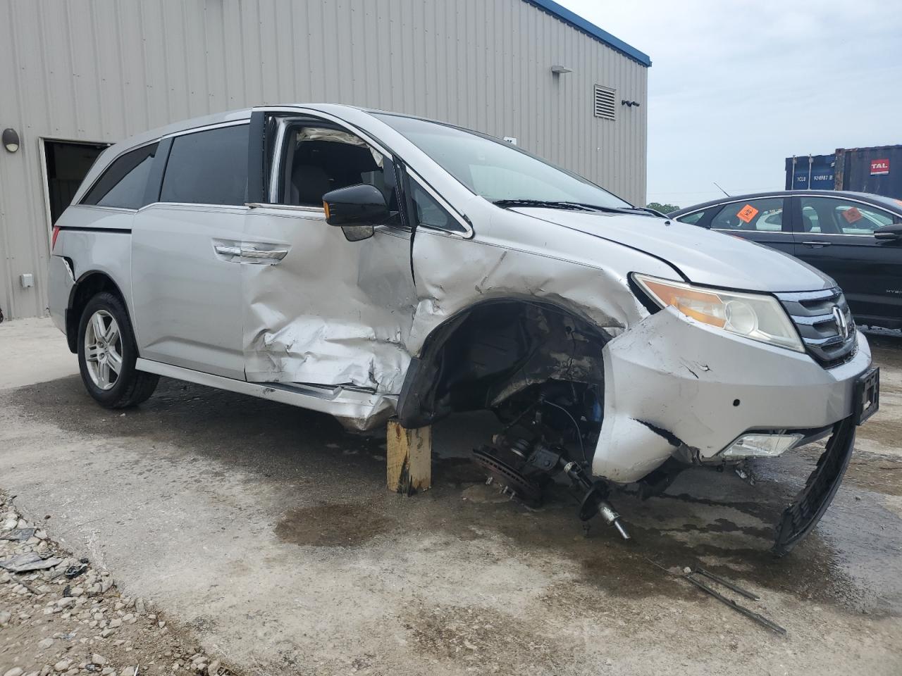 5FNRL5H9XBB052836 2011 Honda Odyssey Touring